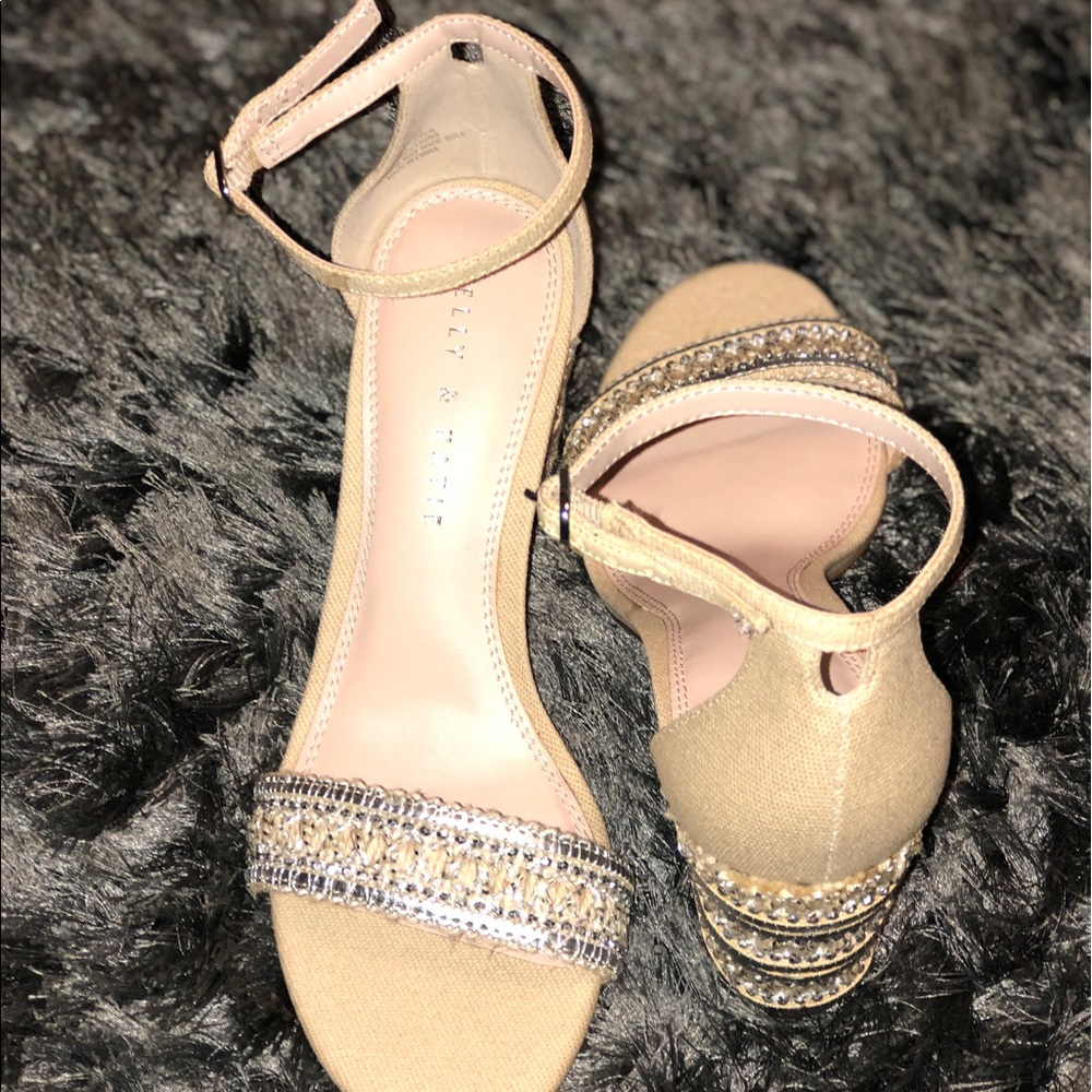 Nude strap chunk heels